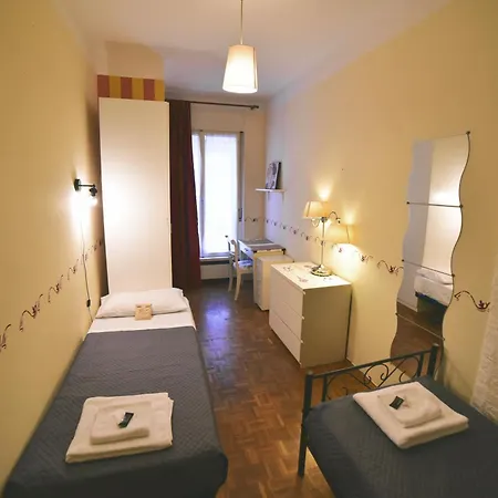 Barcolana Lodge Hostel Trieste Exterior photo